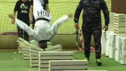 111 steine mit dem kopf zerklopp