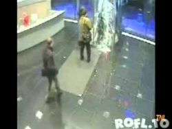 achtung da ist eine tuer im weg