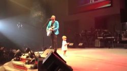 Baby stiehlt Vater die Show baby stiehlt vater die show