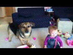 babys machen seifenblasen