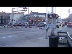 Bei Rot über die Bahnschiene fahren bei rot ueber die bahnschiene fa