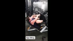 beim bein krafttraining in die h