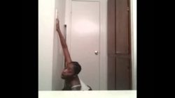 beim singen die peruecke verlier