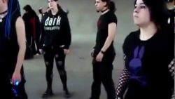 daence mit de gaense cybergoth d