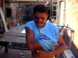 Der sogenannte Armfurzer der sogenannte armfurzer