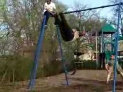 double fail an der schaukel