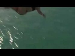 es macht ganz leise plop