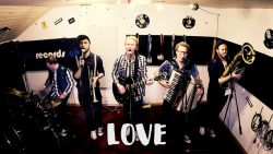 Fäaschtbänkler - Can you english please faeaschtbaenkler can you english