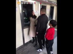 Fass einer Frau niemals an den Arsch fass einer frau niemals an den a