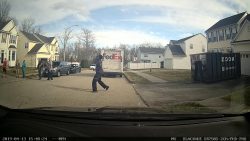 fedex fahrer mit spass bei der a