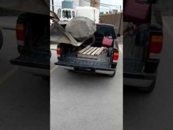 Ford Ranger gibt klein bei bei dem Felsbrocken ford ranger gibt klein bei bei d