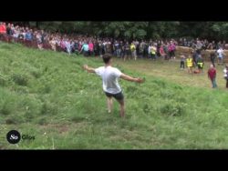 gloucestershire cheese rolling 2