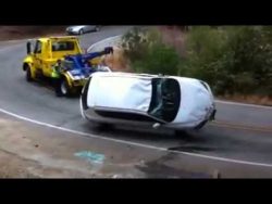 Hilfe ist unterwegs bei diesem Unfall hilfe ist unterwegs bei diesem u