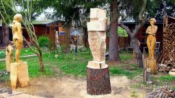 Holzskulptur schnitzen holzskulptur schnitzen