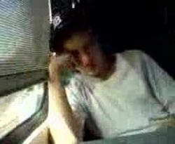 Im Zug eingeschlafen im zug eingeschlafen