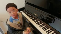 Jonah Ho 7 Jahre spielt Moonlight Sonata Op.27 No.2 (Movement 3) von Beethoven jonah ho 7 jahre spielt moonligh