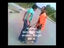 junge hat grosse fresse gegenueb