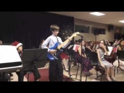 junge spielt eruption von eddie