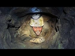 klaustrophobisches hoehlenklette