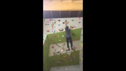 Kletter Fail - Junge fliegt auf Fresse kletter fail junge fliegt auf fr