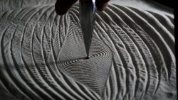 Kunst mit Sand und einem Pendel kunst mit sand und einem pendel