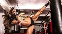 Leg dich nicht mit diesen Mädchen an leg dich nicht mit diesen maedch