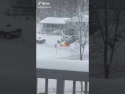 mit dem flammenwerfer den schnee