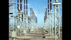 Mit Starkstrom arbeiten mit starkstrom arbeiten