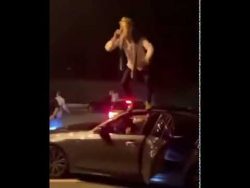 moment ich mach dir die tuere au