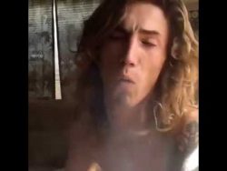 Nicht so gierig an der Zigarette ziehen nicht so gierig an der zigarette