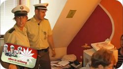 Polizei entert LAN- Party polizei entert lan party