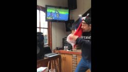 Schneller als Usain Bolt ein Bier trinken schneller als usain bolt ein bie