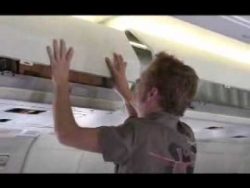 sicher das handgepaeck verstauen