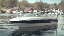 so legt man ein boot am steg an