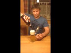 so trinkt man ein bier auf