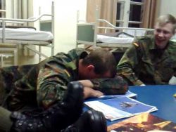 steh auf du faulpelz bei der bun