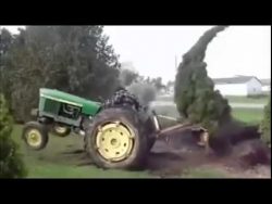 traktorfahrer bekommt haue von w