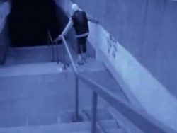 treppe auf inlinern runter fahre