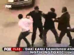 tuerkischer jackie chan schlaegt