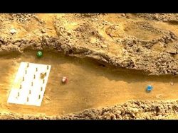 was fuer ein murmelbahn am stran