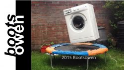 waschmaschine tanzt auf einem tr
