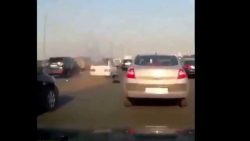 wenn das auto in die luft fliegt