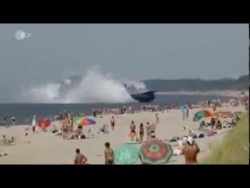 zdf kampfschiff erschreckt badeg