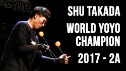 Zwei Jo-Jos verwenden beim World Yoyo Contest 2017 zwei jo jos verwenden beim world