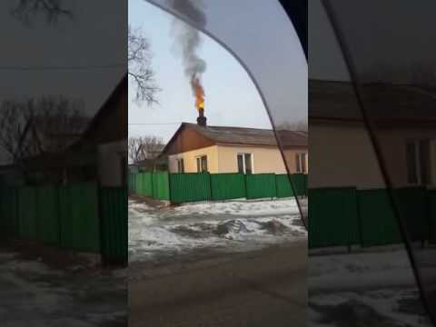 Feuer aus russischem Schornstein feuer schornstein