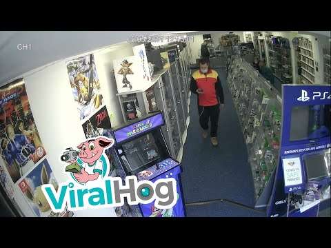 dhl schaufensterscheibe