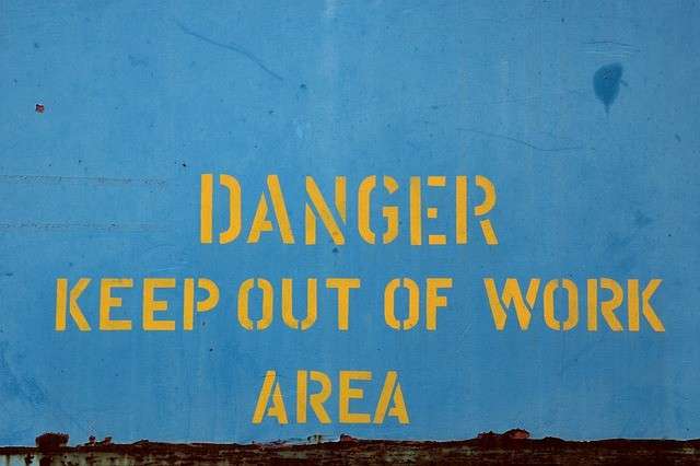 Der wohl unsicherste Arbeitsplatz auf dem Bau gefahr arbeitsplatz