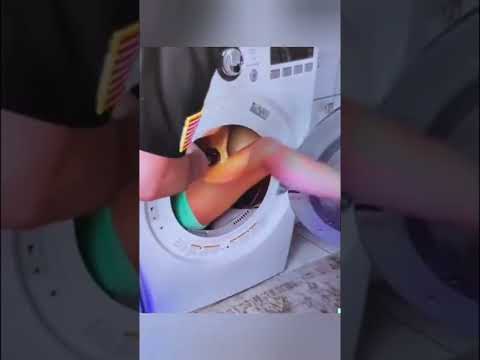 frau waschmaschine