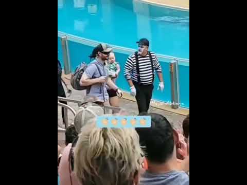 Hey Freundchen, hast du keine Manieren? freumd manieren