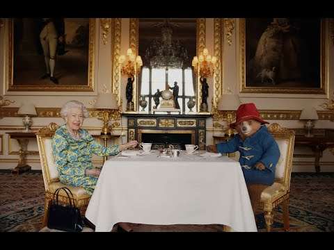 Paddington der Bären und Queen Elisabeth beim Tee peddington queen